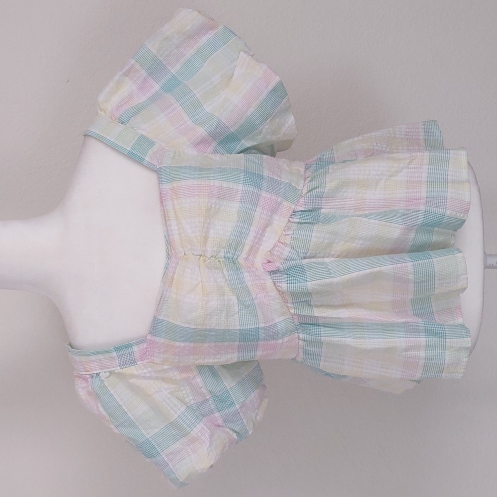 New Puff Sleeve Smocked Top Size L